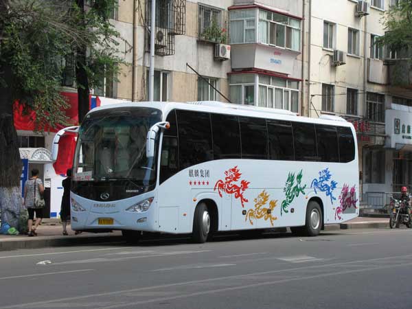 1596552817942481.jpg 深圳大巴租車